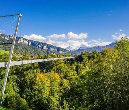 The Bluemlisalp, A Private Flat With The Of Thun View Oberhofen
