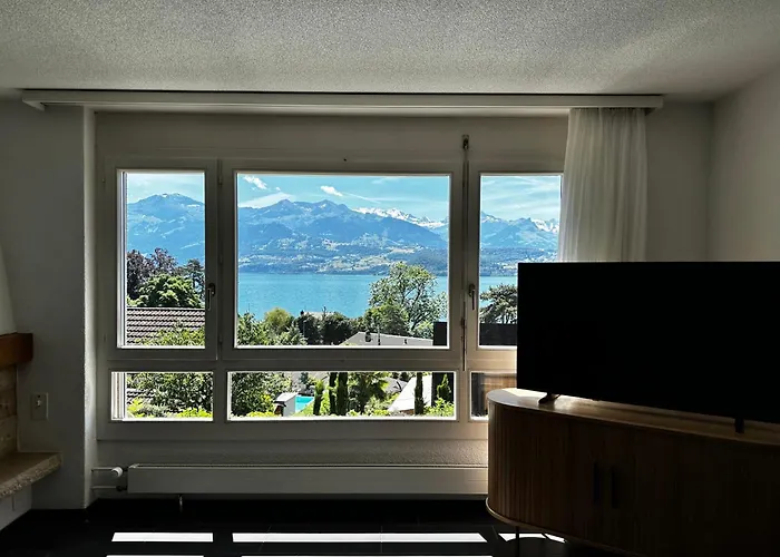 The Bluemlisalp, A Private Flat With The Of Thun View Appartement *